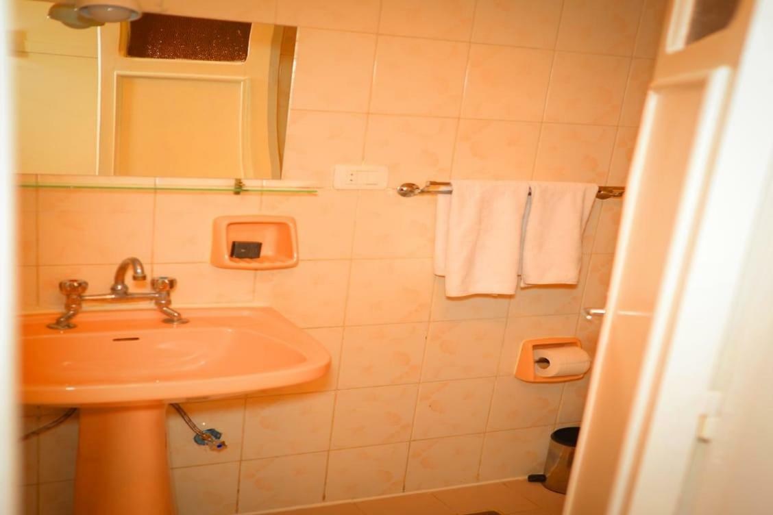 Cleopatra Hotel Asszuán Kültér fotó