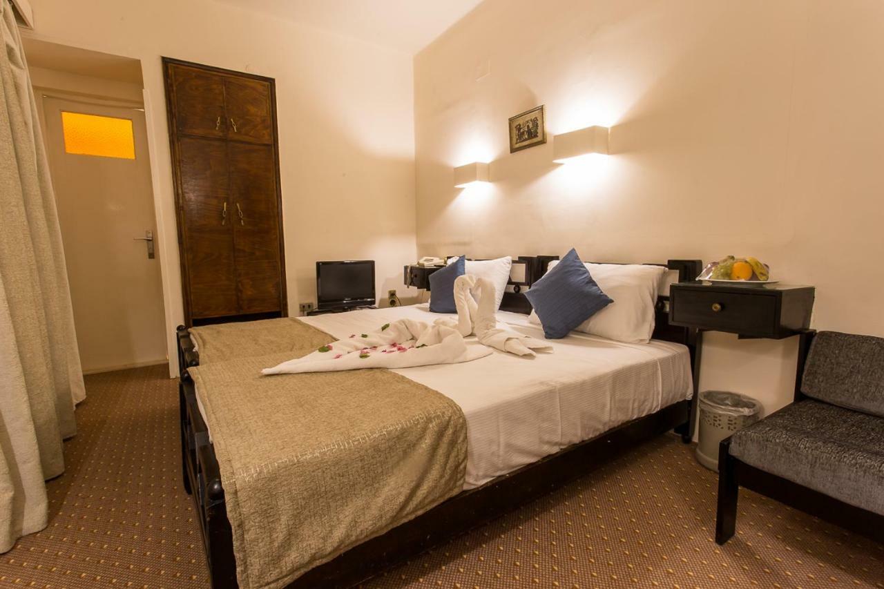 Cleopatra Hotel Asszuán Kültér fotó